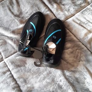 Water shoes